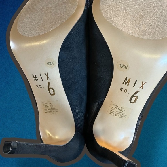 NWOT Mix No. 6 ‘Dahlen’ Black Mesh Cutout Pointed Toe Vegan Suede Pumps Size 10 - Picture 12 of 15